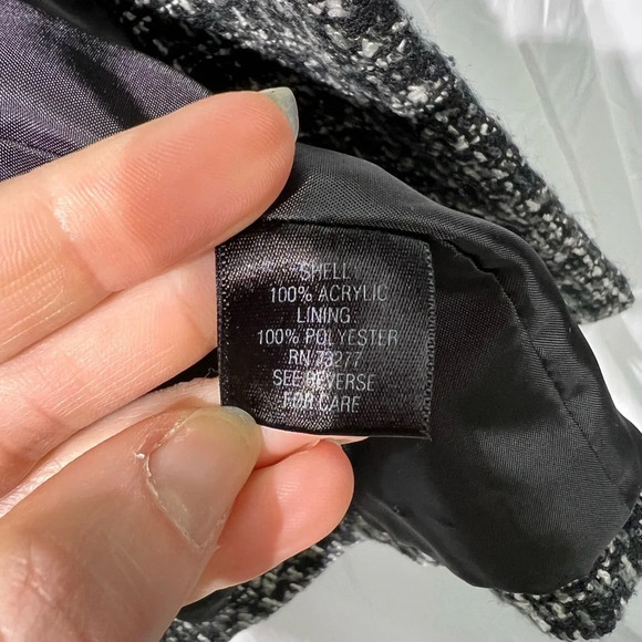 Apt. 9 Cropped Tweed Blazer Black, Grey and White - size Medium - Picture 11 of 14